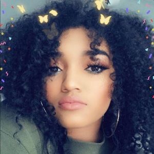 Meet your Posher, Brianna